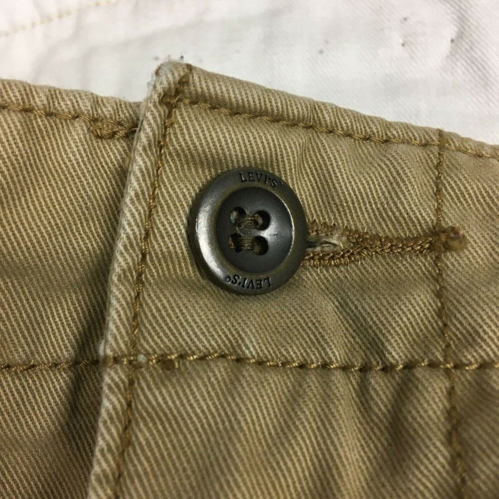 Levis Mens Light‎ Brown Casual Shorts sz 40 Flat Front Cotton Travel Pockets - Picture 3 of 10